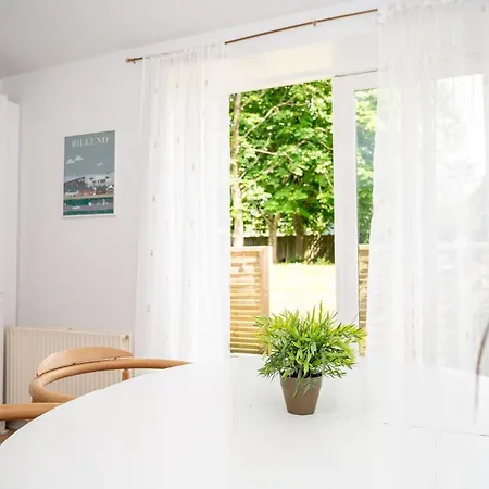 5 Minute Walk To Lego - 2 Bedroom 80M2 Apartment With Garden