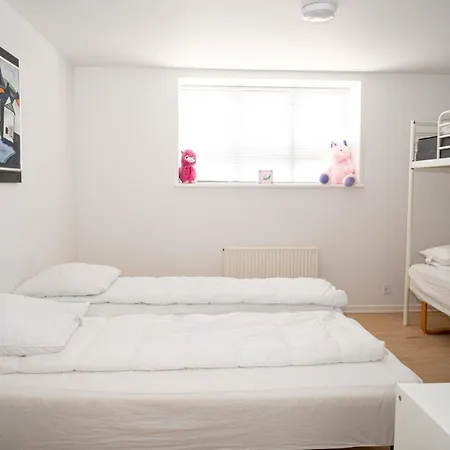 5 Minute Walk To Lego - 2 Bedroom 80M2 Apartment With Garden Billund